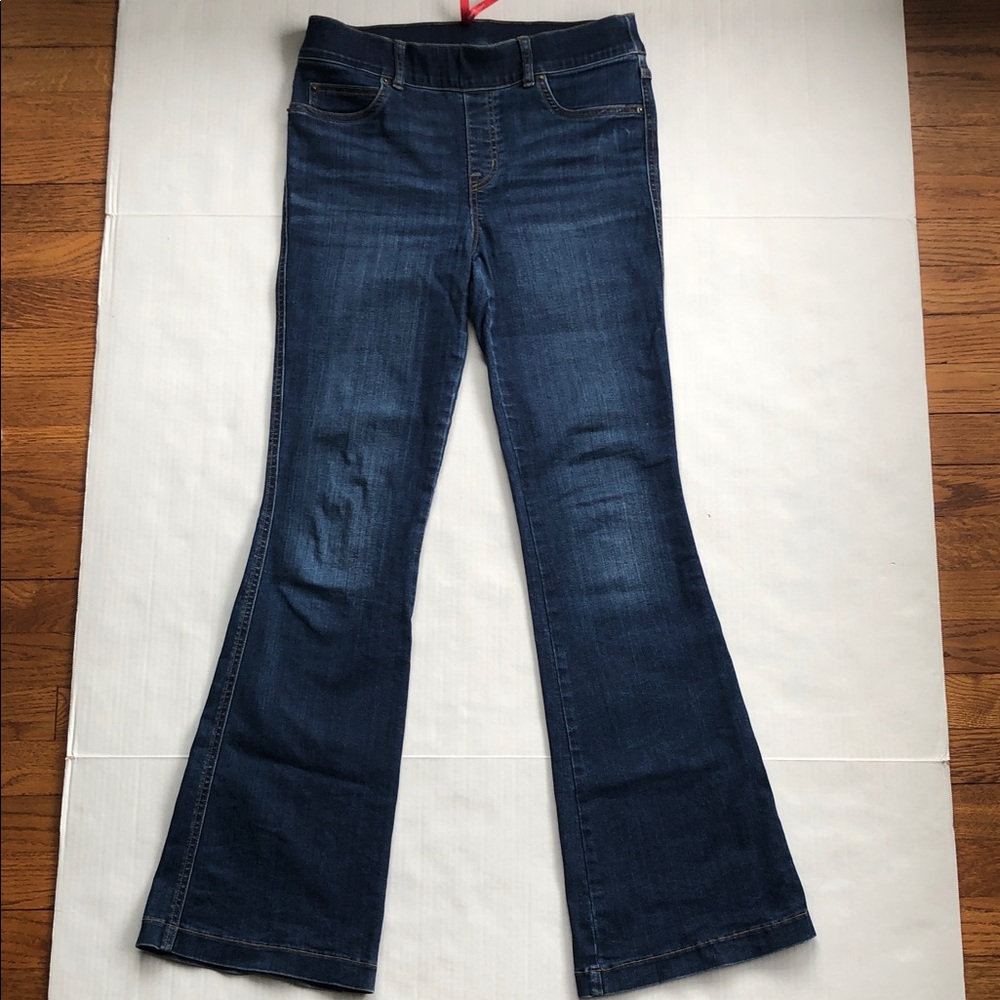 SPANX Dark Wash Flare Jeans Size M, excellent